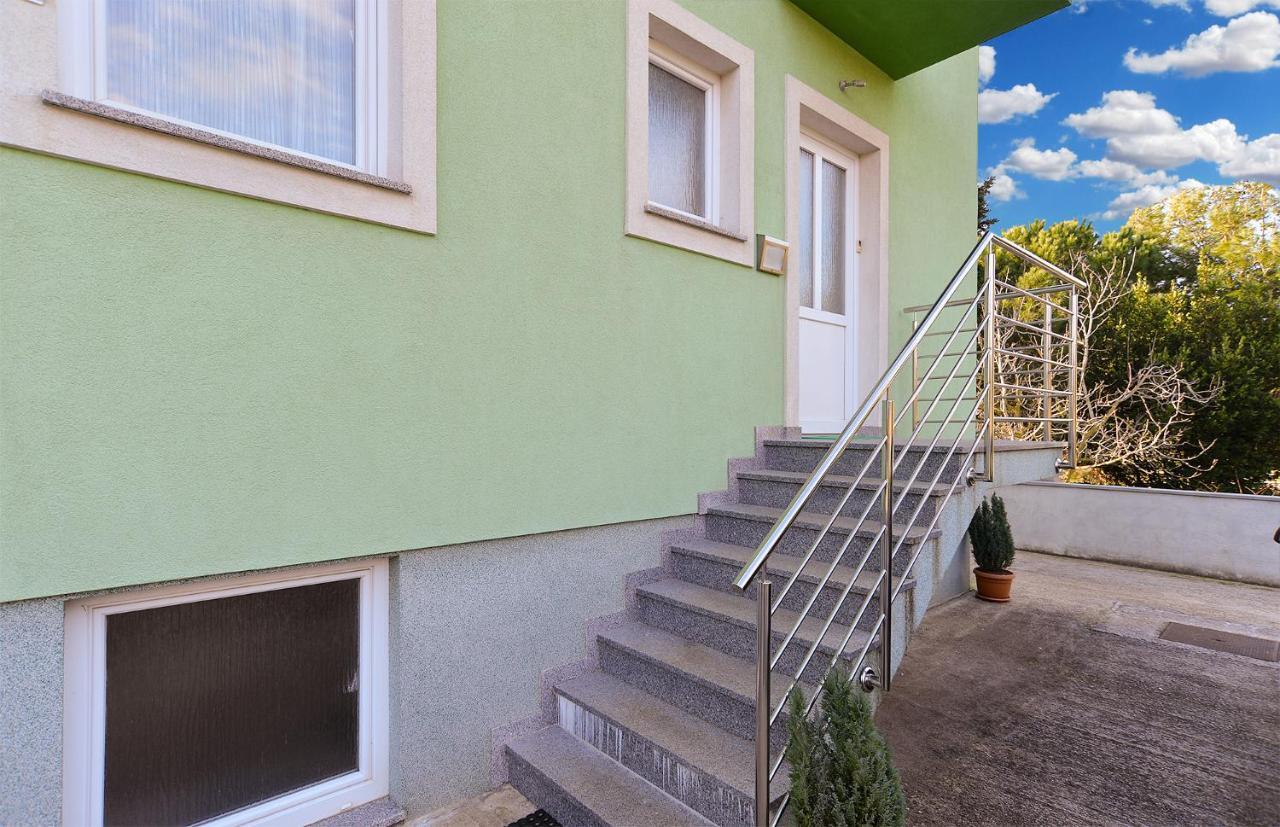 Apartments Ariana 1989 Fažana Kültér fotó